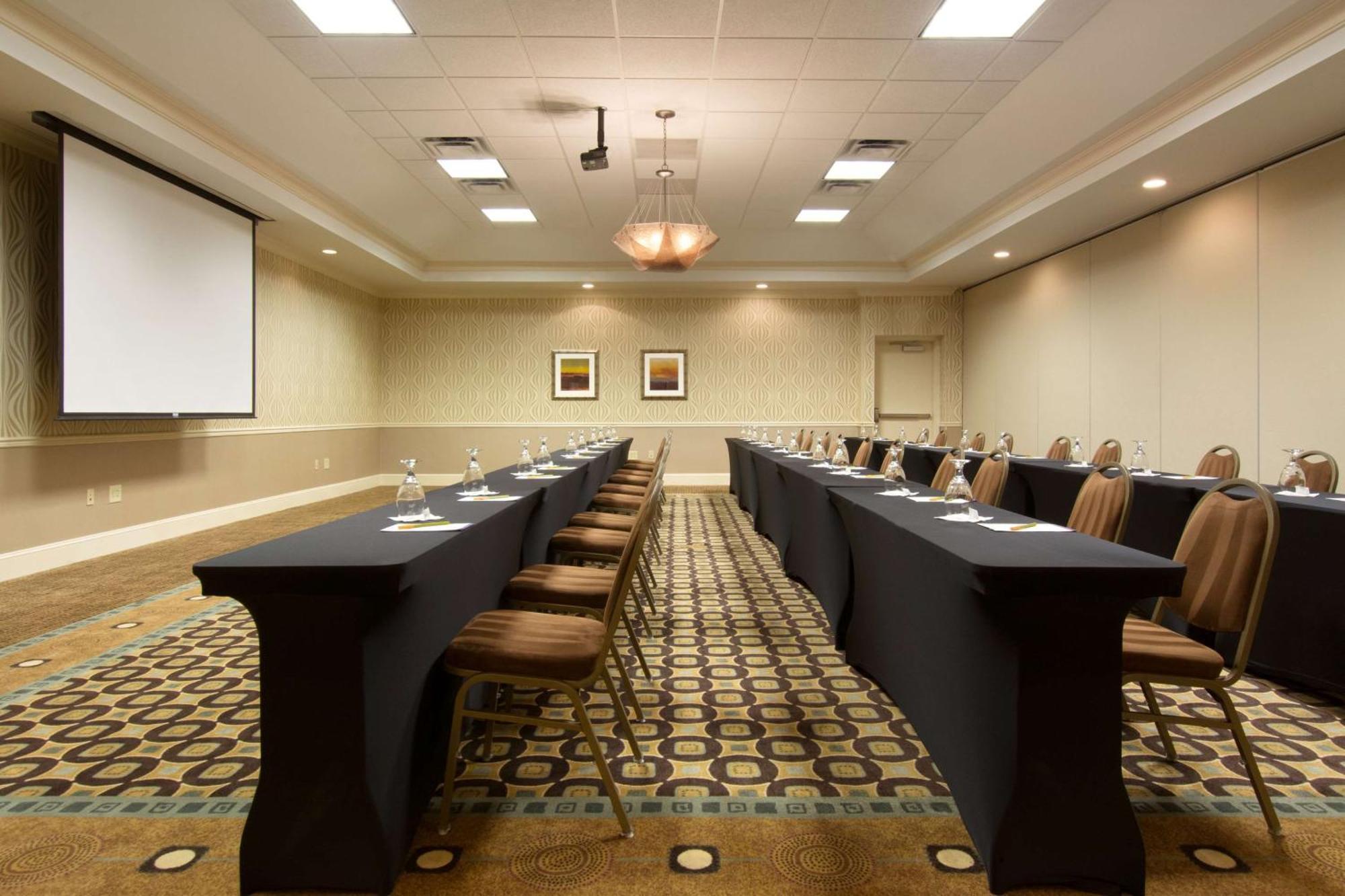 Hilton Garden Inn Cartersville Ngoại thất bức ảnh